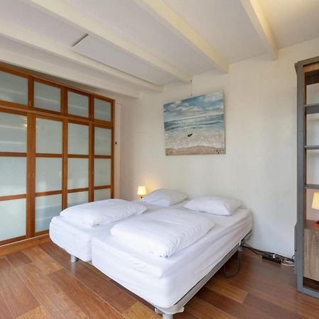 Gorgeous Bungalow For 2Pers At Duinland Sint Maartensvlotbrug Bagian luar foto