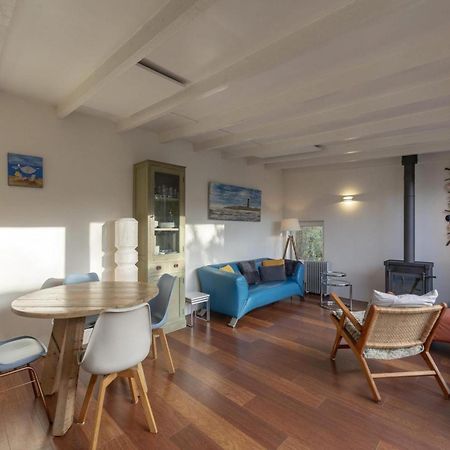 Gorgeous Bungalow For 2Pers At Duinland Sint Maartensvlotbrug Bagian luar foto